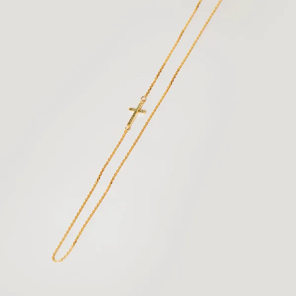 Necklace with cross set with emerald zirconias in gold-plated silver-89 silver necklace man emerald cross duo yellow