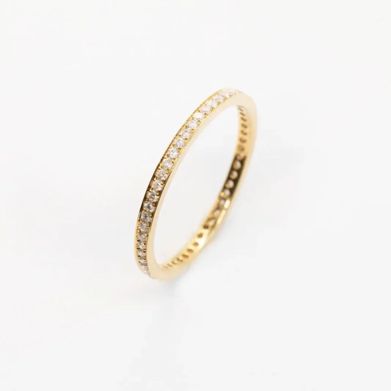 Men's memory ring in gold and diamonds