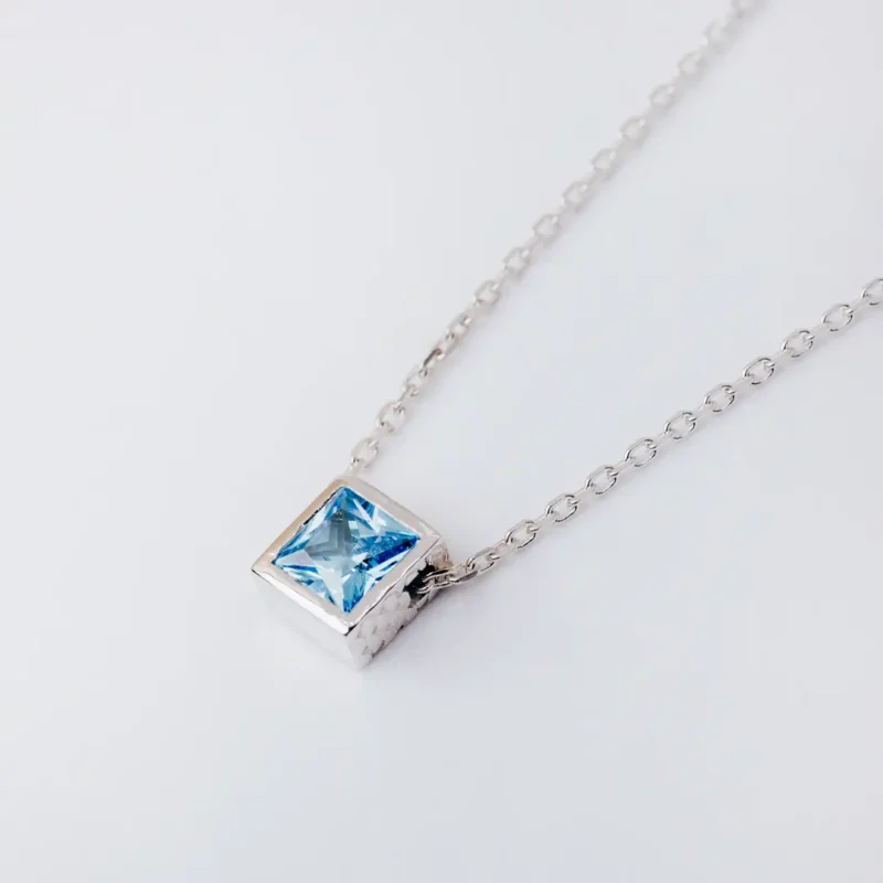 Nubia Men's Silver Necklace - Image 7