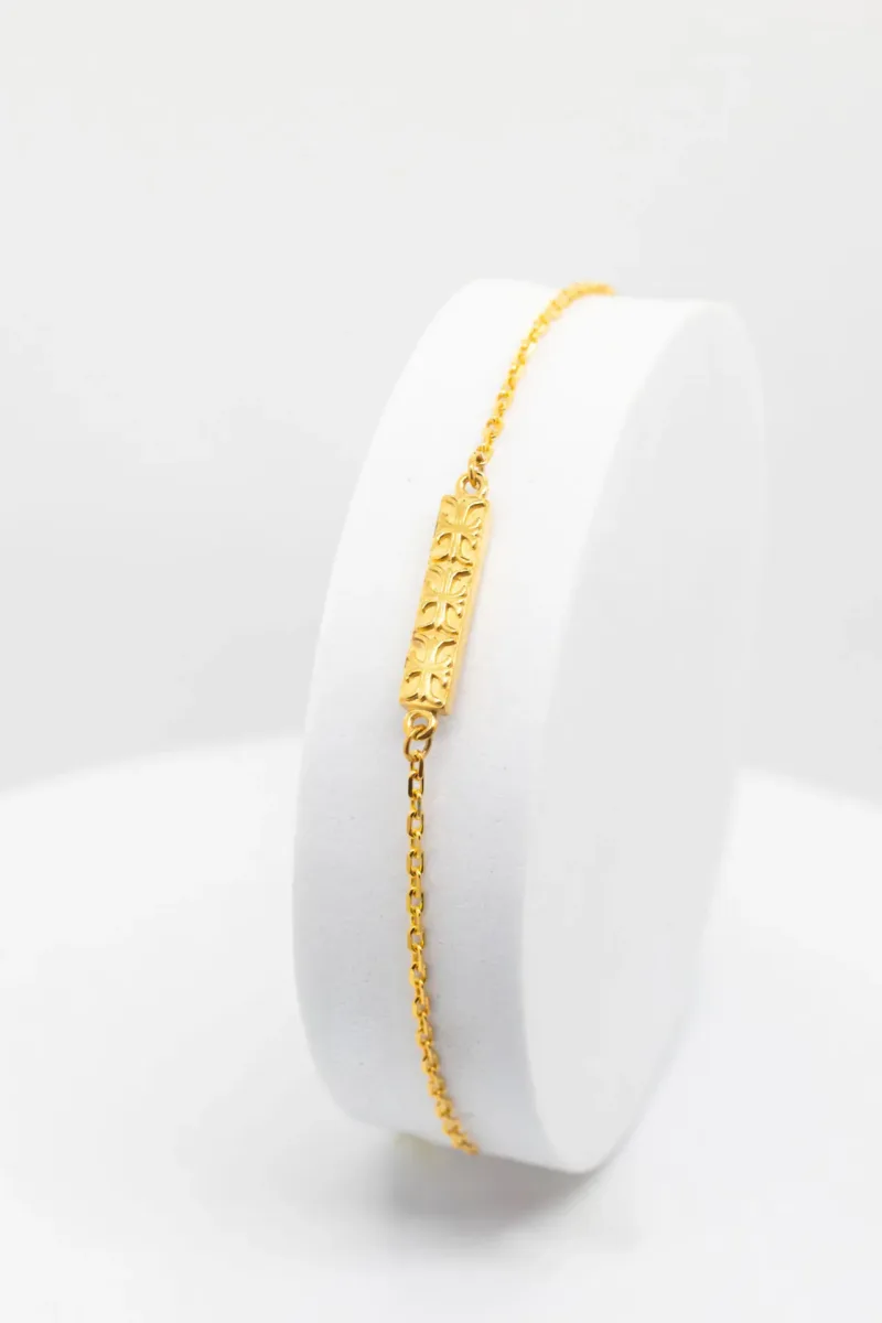 pulseira em prata com relevo banhado a ouro para homem pulseira em prata com relevo banhado a ouro para homem