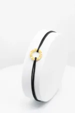 pulseira para homem com fio preto e prata banhdo a ouro