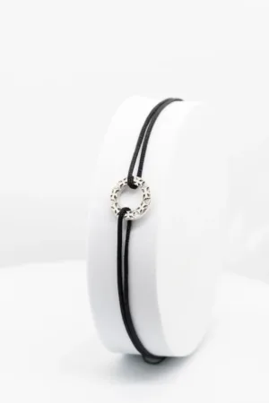 Pulseira Masculina NOA em Prata 925 – Pendente Circular em Relevo