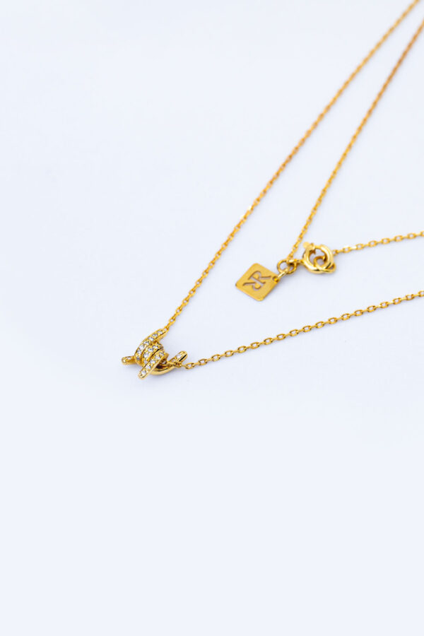 Colar ouro e diamantes homem arame farpado